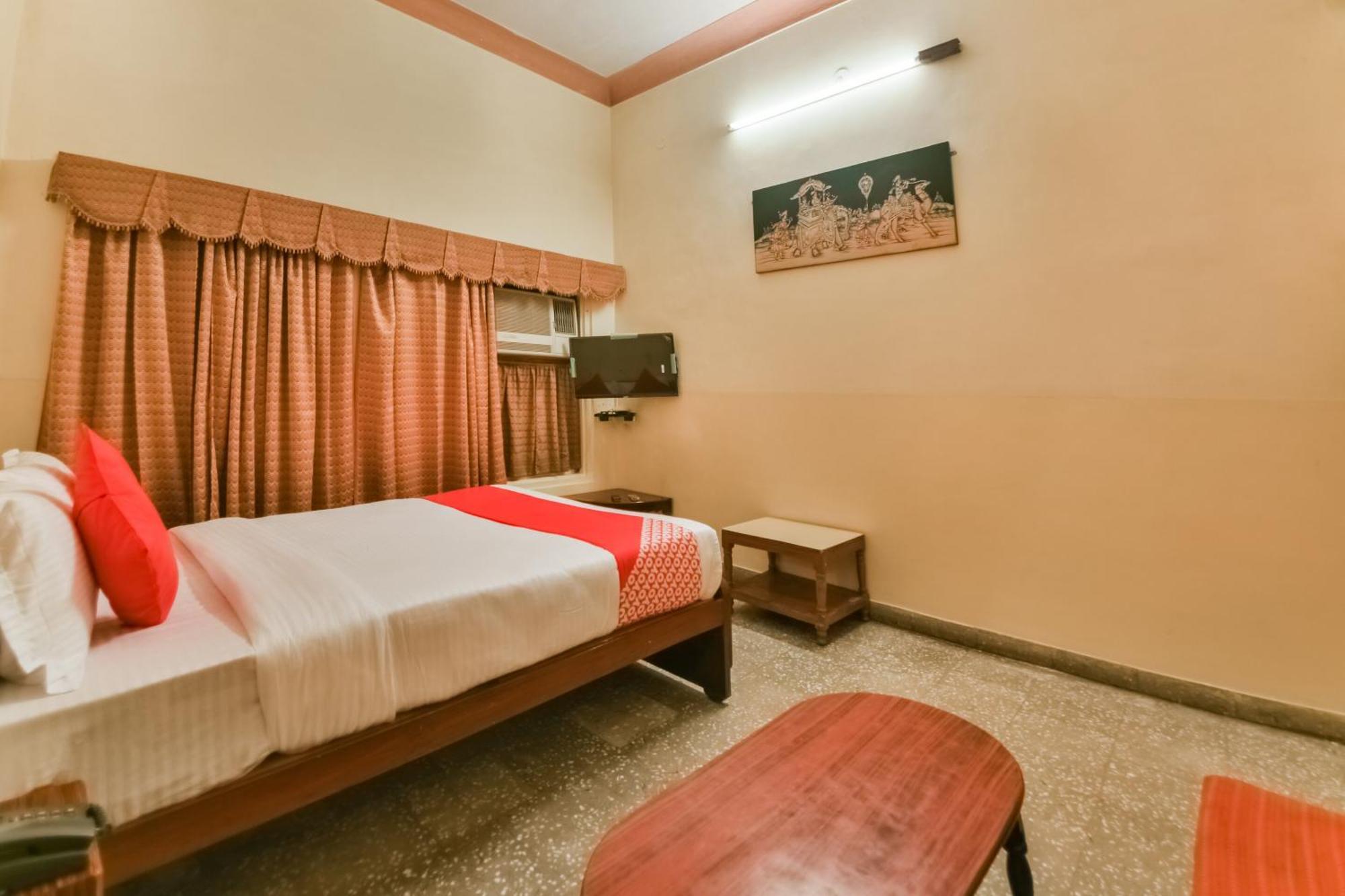 Hotel O Raj Kesar Tirath Екстер'єр фото
