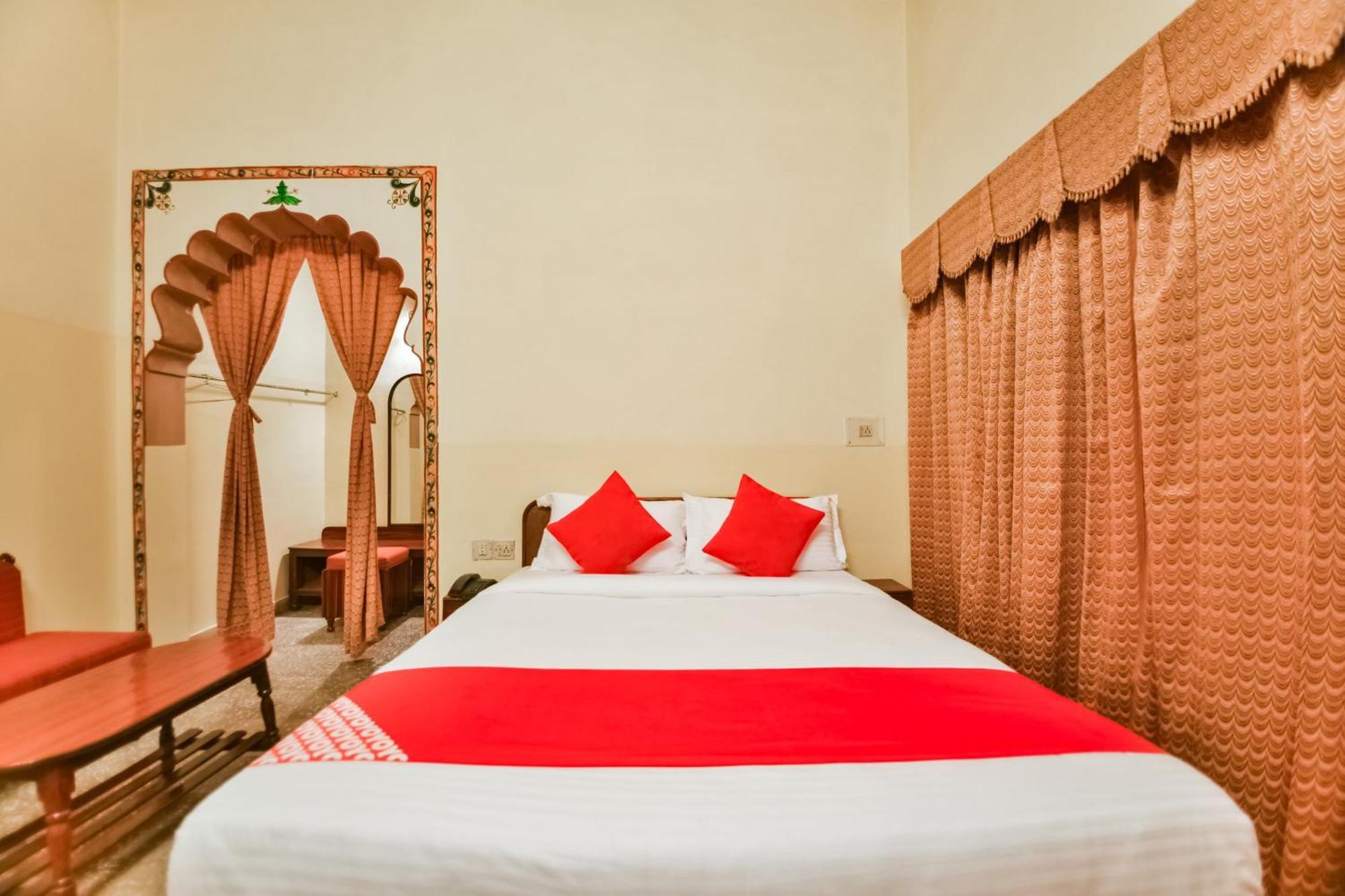 Hotel O Raj Kesar Tirath Екстер'єр фото